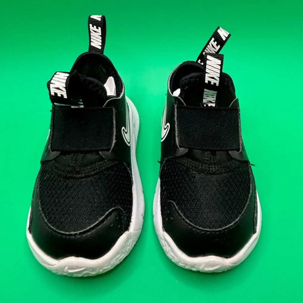Nike Flex Runner 4C Black White Kid Preschool Running Walking School Shoes